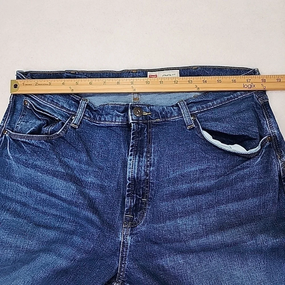 Wrangler‎ Athletic Fit Jeans Mens 36x30 Blue Western Denim Classic Comfort